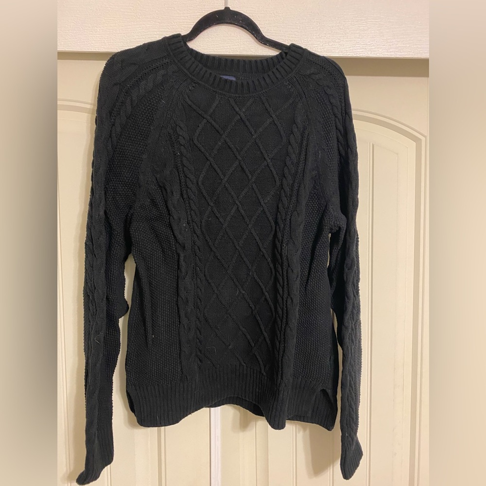 Gap sweater
